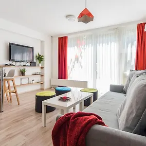 Modern Four Bedroom In Palace District Budapest